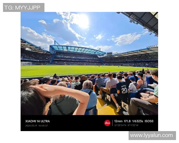 英超足球明星的璀璨之路与传奇人生揭秘